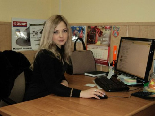 Что смотришь? Не видишь, работаю ...
